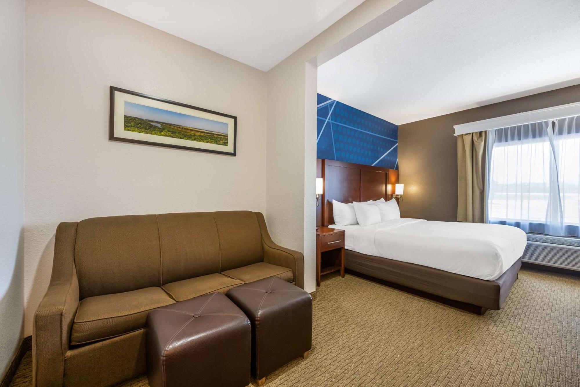 คอมฟอร์ท สวีทส์ Hotel เคาน์เซิลบลัฟส์ ภายนอก รูปภาพ