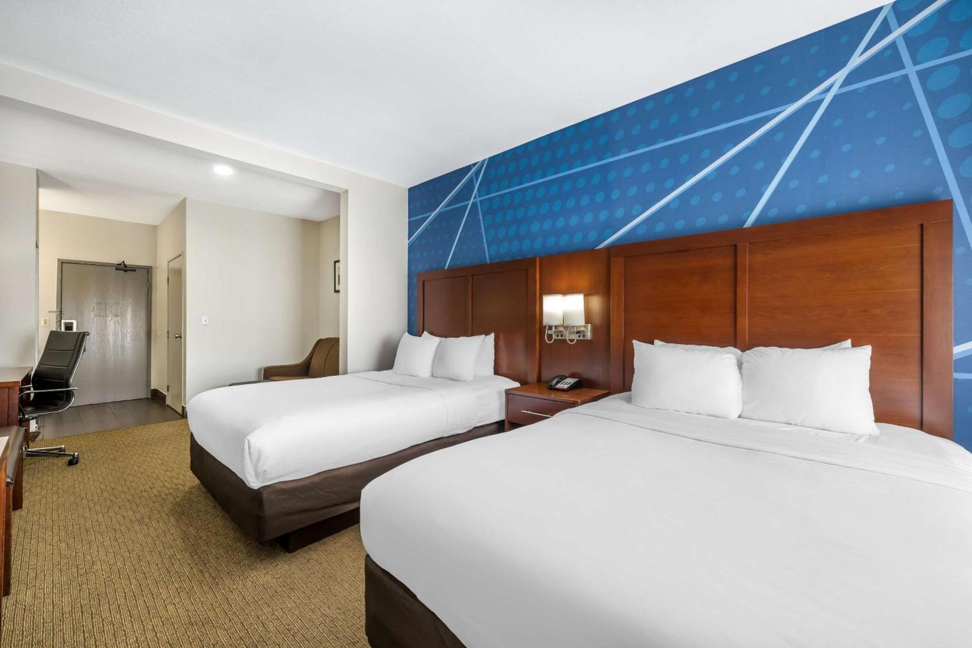 คอมฟอร์ท สวีทส์ Hotel เคาน์เซิลบลัฟส์ ภายนอก รูปภาพ